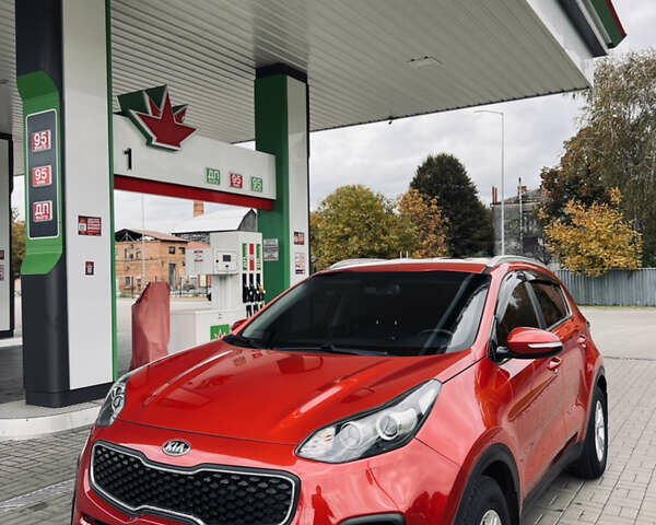 Красный Киа Sportage, объемом двигателя 1.69 л и пробегом 152 тыс. км за 16750 $, фото 2 на Automoto.ua