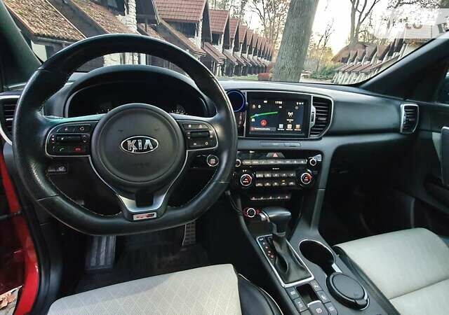 Красный Киа Sportage, объемом двигателя 2 л и пробегом 115 тыс. км за 27000 $, фото 9 на Automoto.ua