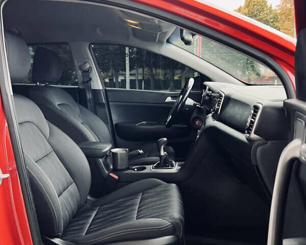 Красный Киа Sportage, объемом двигателя 1.69 л и пробегом 152 тыс. км за 16750 $, фото 33 на Automoto.ua