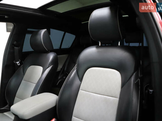 Красный Киа Sportage, объемом двигателя 2 л и пробегом 144 тыс. км за 21800 $, фото 69 на Automoto.ua