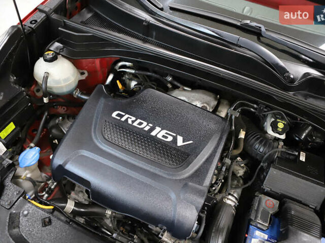 Красный Киа Sportage, объемом двигателя 2 л и пробегом 144 тыс. км за 21800 $, фото 117 на Automoto.ua