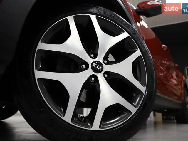 Красный Киа Sportage, объемом двигателя 2 л и пробегом 144 тыс. км за 21800 $, фото 16 на Automoto.ua