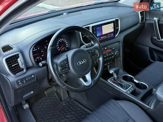 Червоний Кіа Sportage, об'ємом двигуна 1.69 л та пробігом 58 тис. км за 18800 $, фото 27 на Automoto.ua