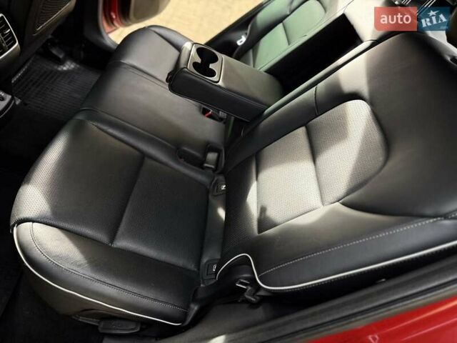 Червоний Кіа Sportage, об'ємом двигуна 2 л та пробігом 97 тис. км за 21800 $, фото 44 на Automoto.ua