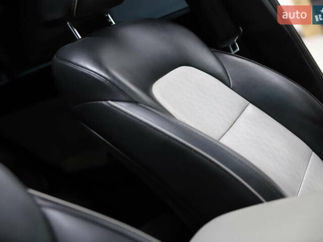 Красный Киа Sportage, объемом двигателя 2 л и пробегом 144 тыс. км за 21800 $, фото 89 на Automoto.ua