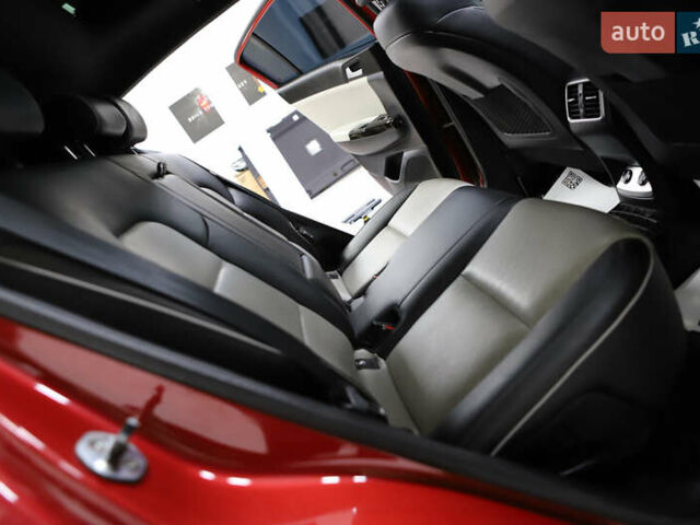 Красный Киа Sportage, объемом двигателя 2 л и пробегом 144 тыс. км за 21800 $, фото 108 на Automoto.ua