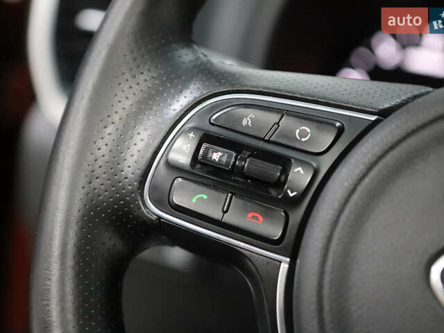 Красный Киа Sportage, объемом двигателя 2 л и пробегом 144 тыс. км за 21800 $, фото 70 на Automoto.ua