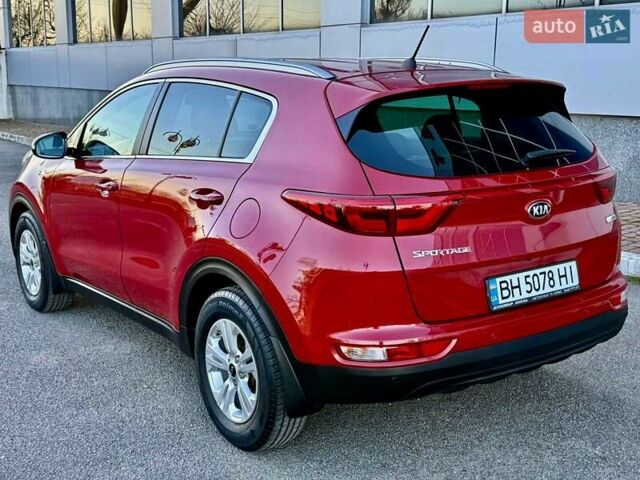 Червоний Кіа Sportage, об'ємом двигуна 1.69 л та пробігом 58 тис. км за 18800 $, фото 4 на Automoto.ua