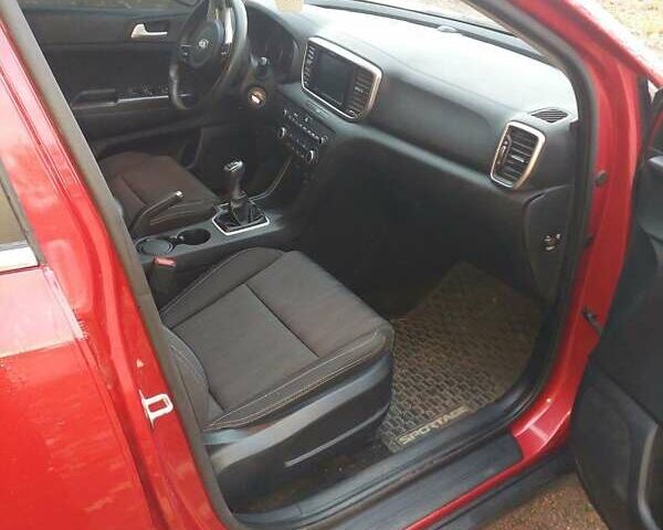 Червоний Кіа Sportage, об'ємом двигуна 1.59 л та пробігом 53 тис. км за 16500 $, фото 4 на Automoto.ua