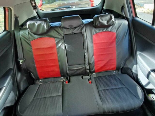 Красный Киа Sportage, объемом двигателя 1.6 л и пробегом 64 тыс. км за 17500 $, фото 2 на Automoto.ua