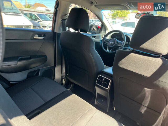 Червоний Кіа Sportage, об'ємом двигуна 2.4 л та пробігом 130 тис. км за 15500 $, фото 15 на Automoto.ua