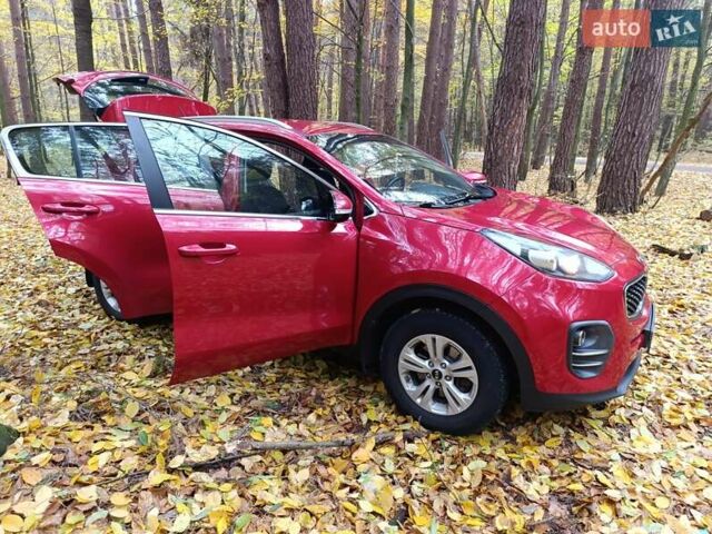Красный Киа Sportage, объемом двигателя 1.7 л и пробегом 161 тыс. км за 15000 $, фото 52 на Automoto.ua