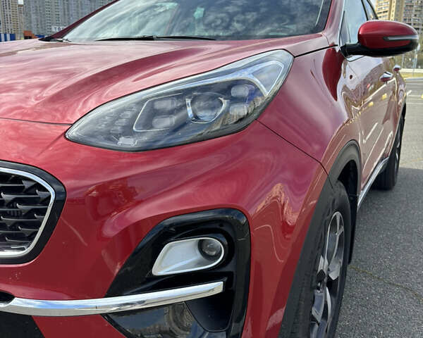 Киа Sportage 2018 в Киеве на Automoto.ua Красный Киа Sportage, объемом двигателя 2 л и пробегом 115 тыс. км за 23000 $, фото 8 на Automoto.ua