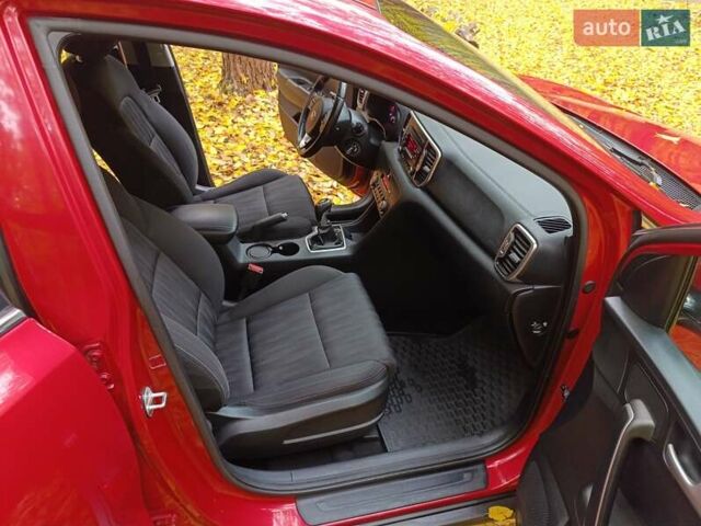 Красный Киа Sportage, объемом двигателя 1.7 л и пробегом 161 тыс. км за 15000 $, фото 36 на Automoto.ua