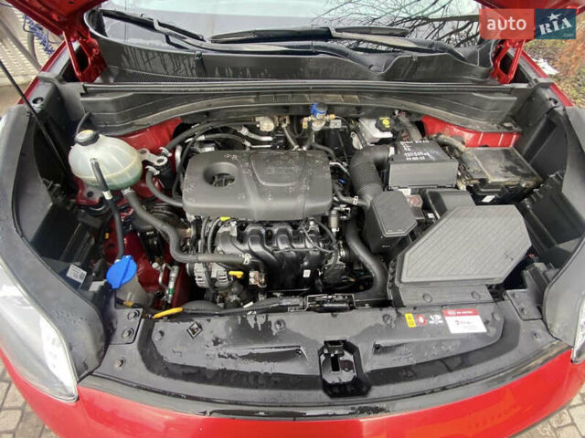 Красный Киа Sportage, объемом двигателя 1.59 л и пробегом 130 тыс. км за 16500 $, фото 11 на Automoto.ua