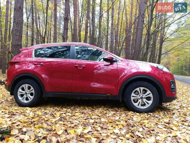 Красный Киа Sportage, объемом двигателя 1.7 л и пробегом 161 тыс. км за 15000 $, фото 3 на Automoto.ua