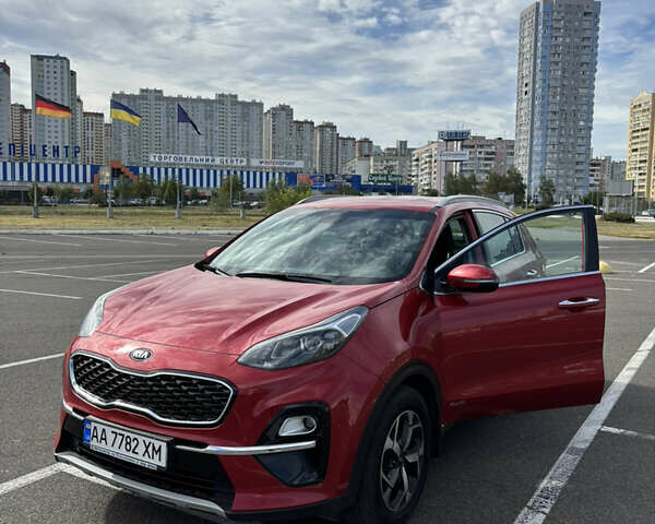 Киа Sportage 2018 в Киеве на Automoto.ua Красный Киа Sportage, объемом двигателя 2 л и пробегом 115 тыс. км за 23000 $, фото 2 на Automoto.ua