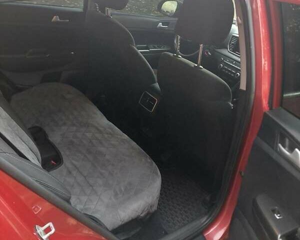 Червоний Кіа Sportage, об'ємом двигуна 1.59 л та пробігом 53 тис. км за 16500 $, фото 5 на Automoto.ua