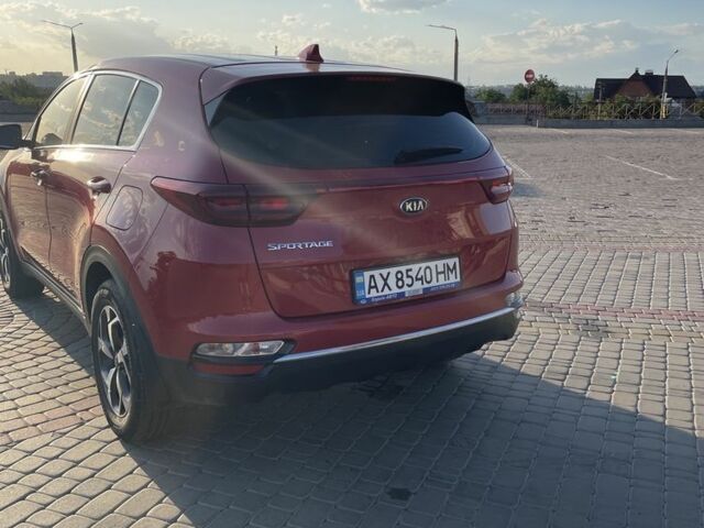 Красный Киа Sportage, объемом двигателя 1.6 л и пробегом 62 тыс. км за 18900 $, фото 3 на Automoto.ua