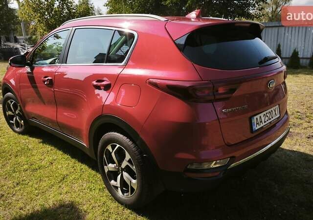 Красный Киа Sportage, объемом двигателя 1.59 л и пробегом 56 тыс. км за 20900 $, фото 3 на Automoto.ua
