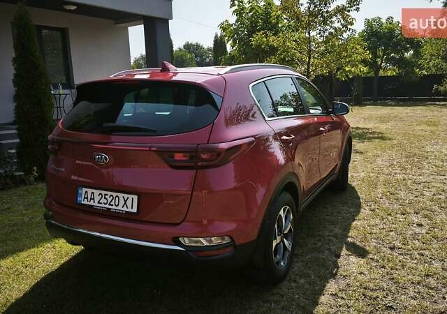 Красный Киа Sportage, объемом двигателя 1.59 л и пробегом 56 тыс. км за 20900 $, фото 2 на Automoto.ua
