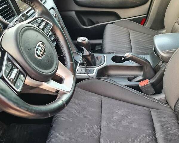 Красный Киа Sportage, объемом двигателя 1.59 л и пробегом 85 тыс. км за 18500 $, фото 11 на Automoto.ua