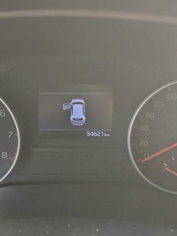 Красный Киа Sportage, объемом двигателя 1.59 л и пробегом 34 тыс. км за 17500 $, фото 12 на Automoto.ua