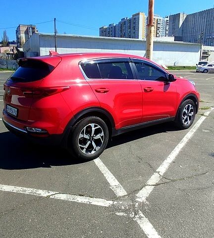 Красный Киа Sportage, объемом двигателя 1.6 л и пробегом 34 тыс. км за 18500 $, фото 12 на Automoto.ua