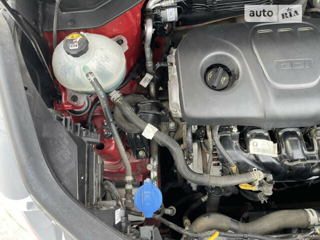 Красный Киа Sportage, объемом двигателя 1.6 л и пробегом 48 тыс. км за 20700 $, фото 111 на Automoto.ua