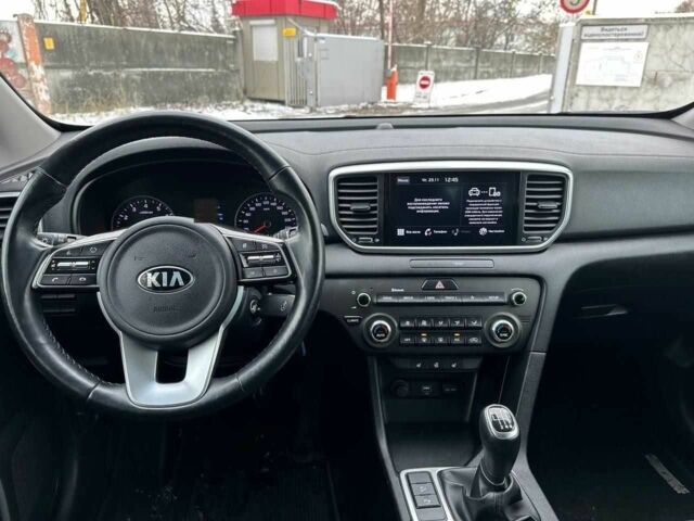 Красный Киа Sportage, объемом двигателя 0 л и пробегом 44 тыс. км за 17900 $, фото 1 на Automoto.ua