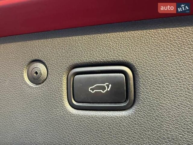 Красный Киа Sportage, объемом двигателя 2 л и пробегом 105 тыс. км за 26750 $, фото 64 на Automoto.ua