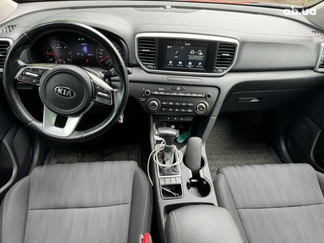 Красный Киа Sportage, объемом двигателя 1.6 л и пробегом 90 тыс. км за 20990 $, фото 17 на Automoto.ua