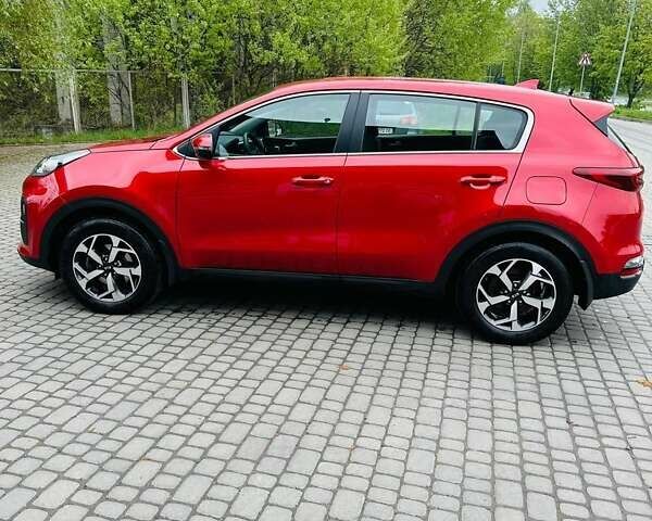 Красный Киа Sportage, объемом двигателя 1.59 л и пробегом 57 тыс. км за 23000 $, фото 5 на Automoto.ua