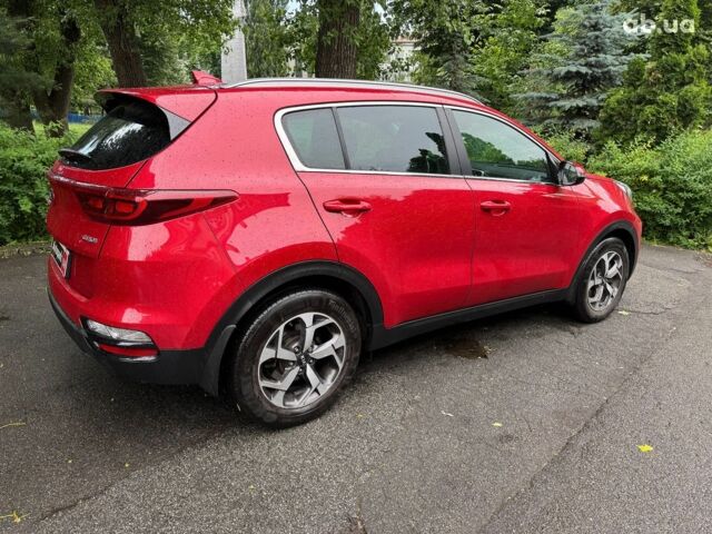 Красный Киа Sportage, объемом двигателя 1.6 л и пробегом 90 тыс. км за 20990 $, фото 4 на Automoto.ua