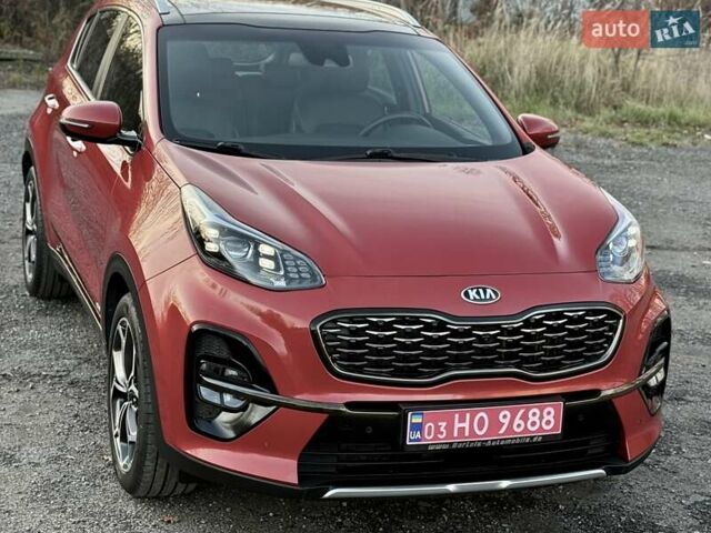 Красный Киа Sportage, объемом двигателя 2 л и пробегом 105 тыс. км за 26750 $, фото 1 на Automoto.ua