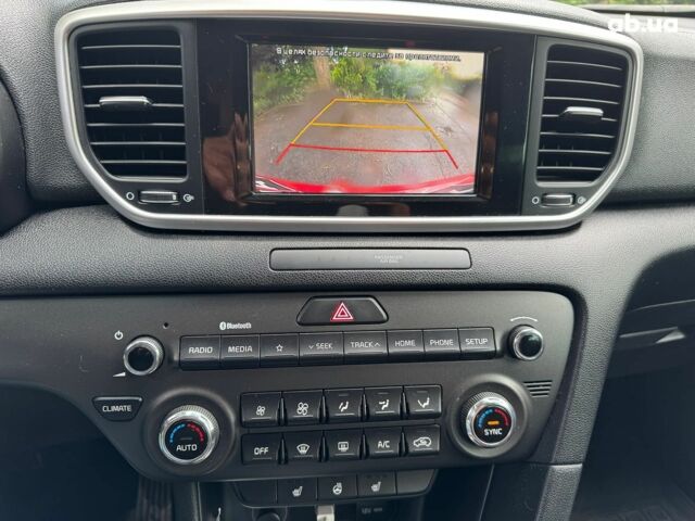 Красный Киа Sportage, объемом двигателя 1.6 л и пробегом 90 тыс. км за 20990 $, фото 14 на Automoto.ua