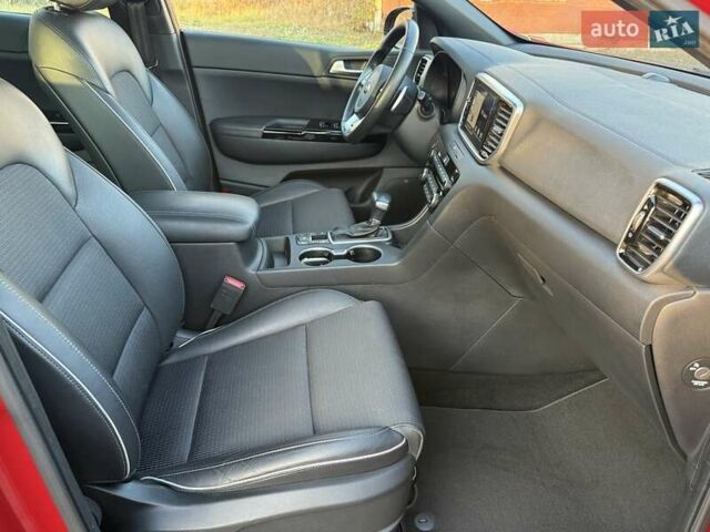 Красный Киа Sportage, объемом двигателя 2 л и пробегом 105 тыс. км за 26750 $, фото 50 на Automoto.ua