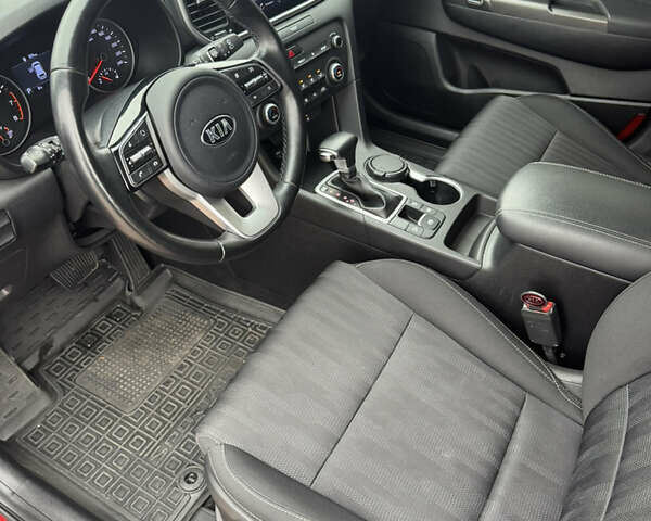 Червоний Кіа Sportage, об'ємом двигуна 1.59 л та пробігом 82 тис. км за 18500 $, фото 30 на Automoto.ua