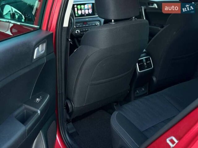 Киа Sportage 2021 в Киеве на Automoto.ua Красный Киа Sportage, объемом двигателя 1.59 л и пробегом 81 тыс. км за 18400 $, фото 16 на Automoto.ua