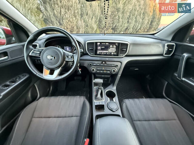Красный Киа Sportage, объемом двигателя 1.59 л и пробегом 20 тыс. км за 19200 $, фото 29 на Automoto.ua
