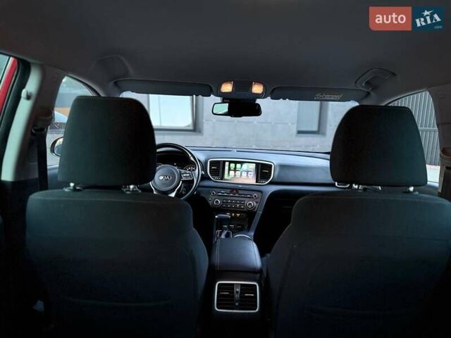 Киа Sportage 2021 в Киеве на Automoto.ua Красный Киа Sportage, объемом двигателя 1.59 л и пробегом 81 тыс. км за 18400 $, фото 26 на Automoto.ua
