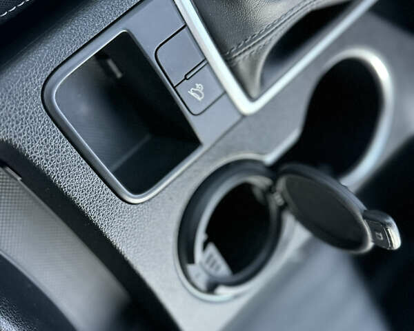 Красный Киа Sportage, объемом двигателя 1.59 л и пробегом 20 тыс. км за 19200 $, фото 42 на Automoto.ua