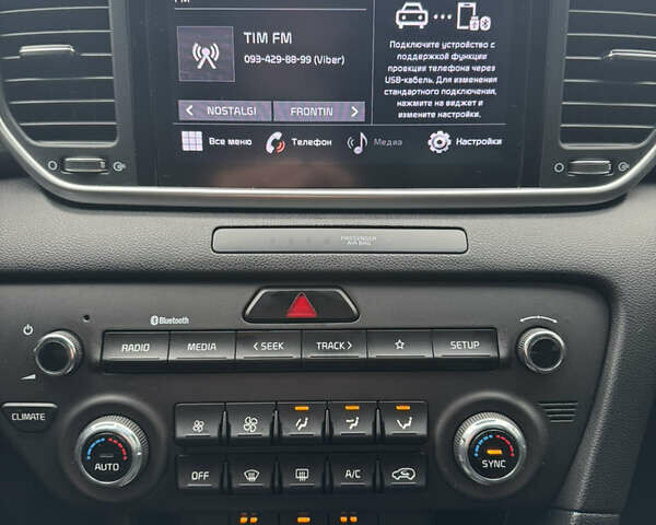 Красный Киа Sportage, объемом двигателя 1.59 л и пробегом 82 тыс. км за 18500 $, фото 16 на Automoto.ua