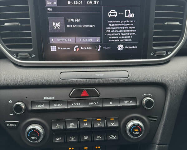 Красный Киа Sportage, объемом двигателя 1.59 л и пробегом 82 тыс. км за 18500 $, фото 14 на Automoto.ua