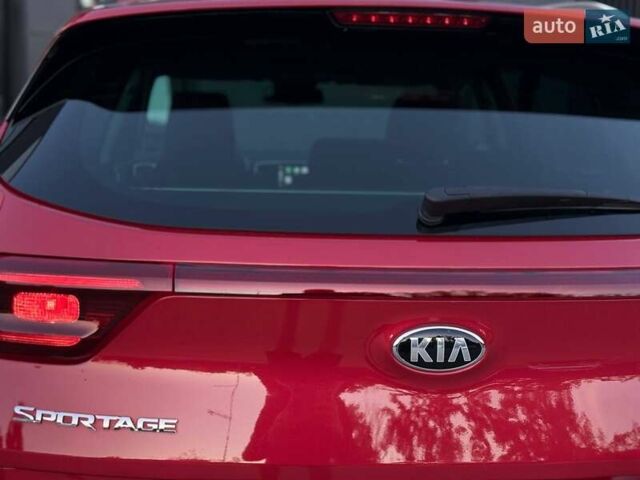 Киа Sportage 2021 в Киеве на Automoto.ua Красный Киа Sportage, объемом двигателя 1.59 л и пробегом 81 тыс. км за 18400 $, фото 15 на Automoto.ua
