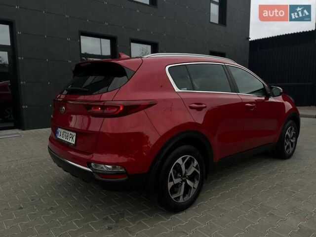 Киа Sportage 2021 в Киеве на Automoto.ua Красный Киа Sportage, объемом двигателя 1.59 л и пробегом 81 тыс. км за 18400 $, фото 6 на Automoto.ua