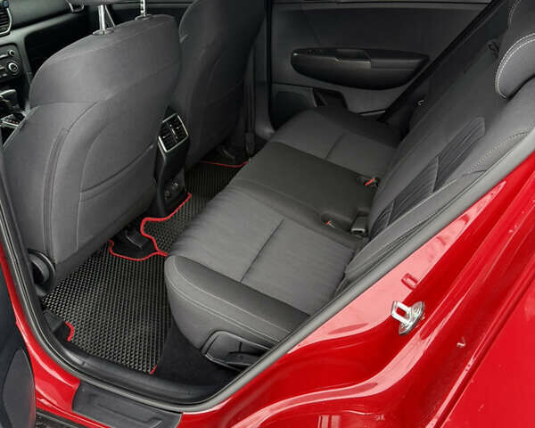 Красный Киа Sportage, объемом двигателя 1.59 л и пробегом 87 тыс. км за 19300 $, фото 15 на Automoto.ua