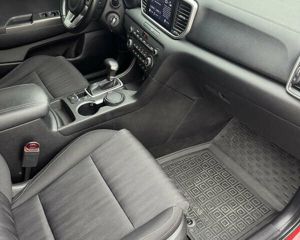 Красный Киа Sportage, объемом двигателя 1.59 л и пробегом 82 тыс. км за 18500 $, фото 27 на Automoto.ua