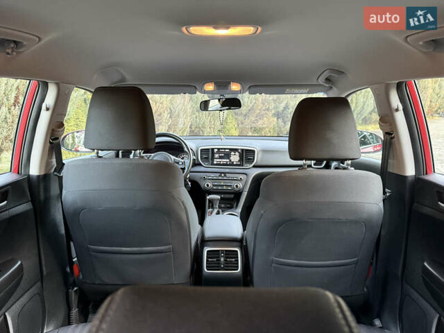 Красный Киа Sportage, объемом двигателя 1.59 л и пробегом 20 тыс. км за 19200 $, фото 34 на Automoto.ua