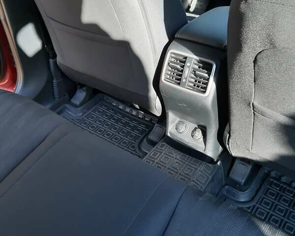 Червоний Кіа Sportage, об'ємом двигуна 1.59 л та пробігом 14 тис. км за 21500 $, фото 13 на Automoto.ua